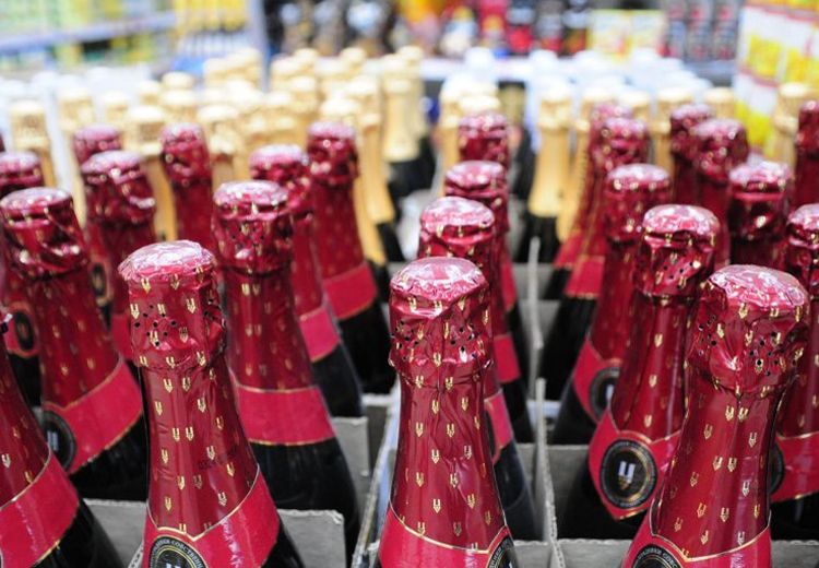 Российские ритейлеры увеличили продажи алкоголя под private label