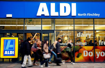 Немецкая Aldi собирается продавать вино через Интернет в Британии