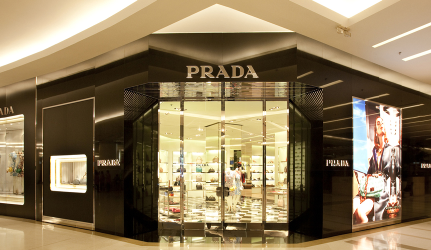 Prada оборудует магазины беспроводными терминалами платежей
