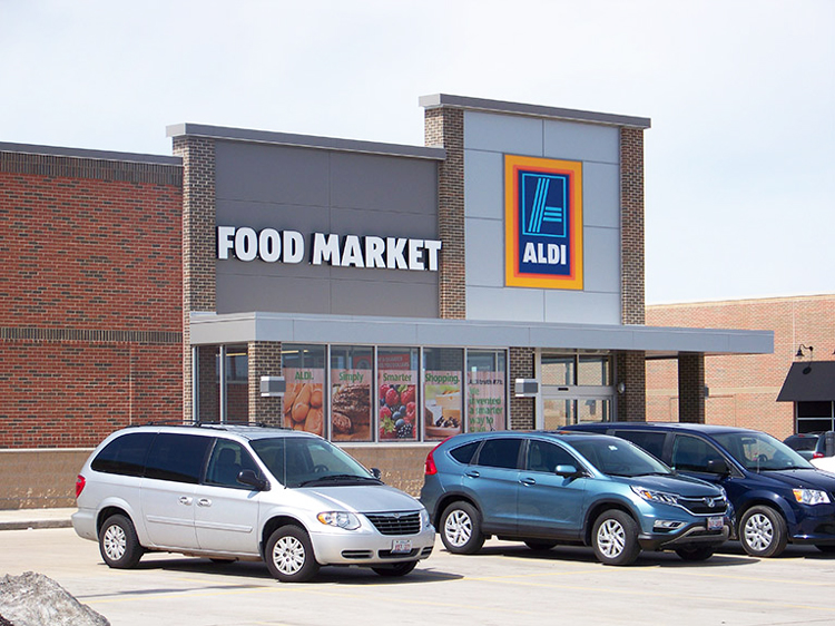 Ритейлер Aldi откроет 21 апреля шесть магазинов в США